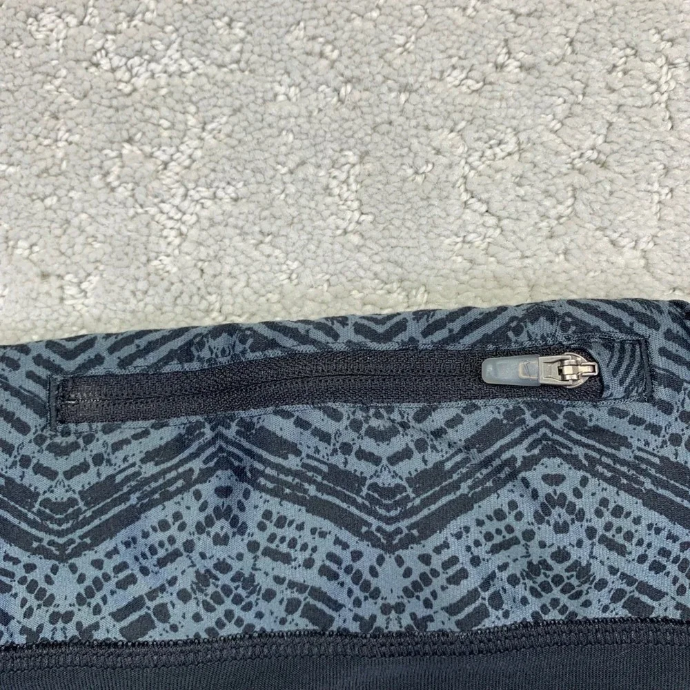 Nike Dri Fit Running Crop Leggings Womens Medium Geometric‎ Athletic Pants